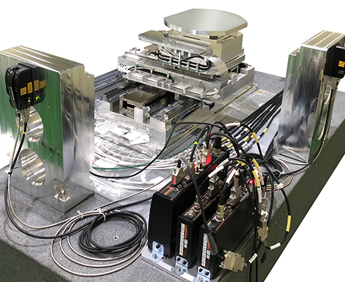 Plataforma de vacío para inspección de obleas de semiconductores (AOI), equipada con el sistema de encóder láser RLE